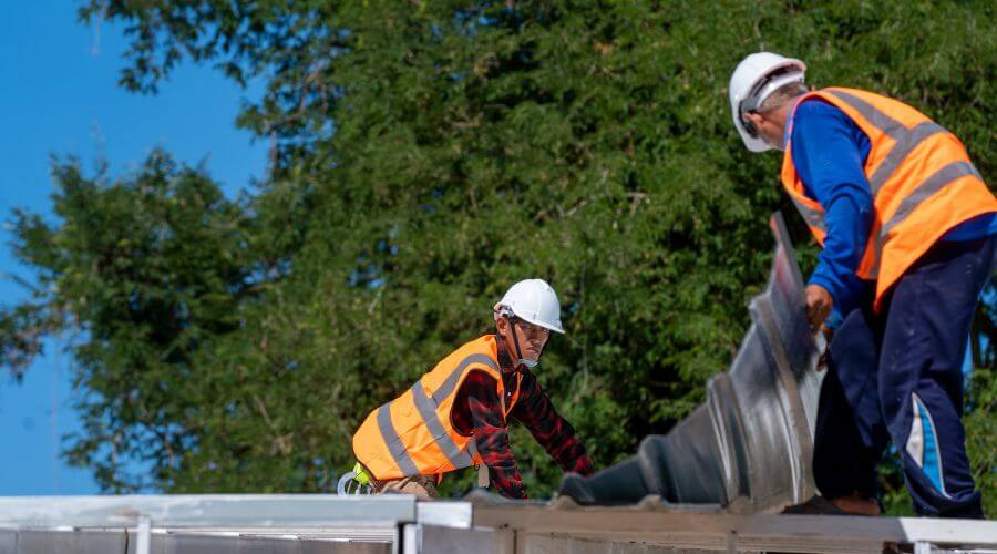 Professional gutter cleaning in Westphalia, KS